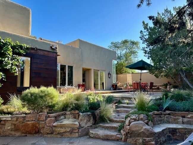 Building Photo - Turnkey Northside Casita in a Garden Setting