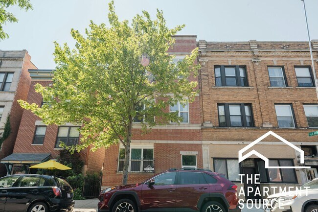 Building Photo - 1446 N Leavitt St