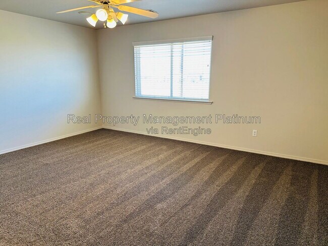 Building Photo - 1648 Camino Ln