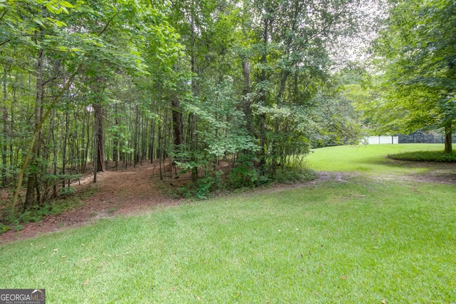 Building Photo - 217 S Sandy Creek Rd
