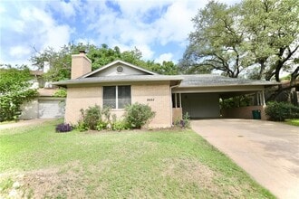 Building Photo - 8002 Sonnet Ave