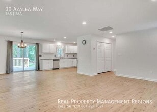 Building Photo - 30 Azalea Way