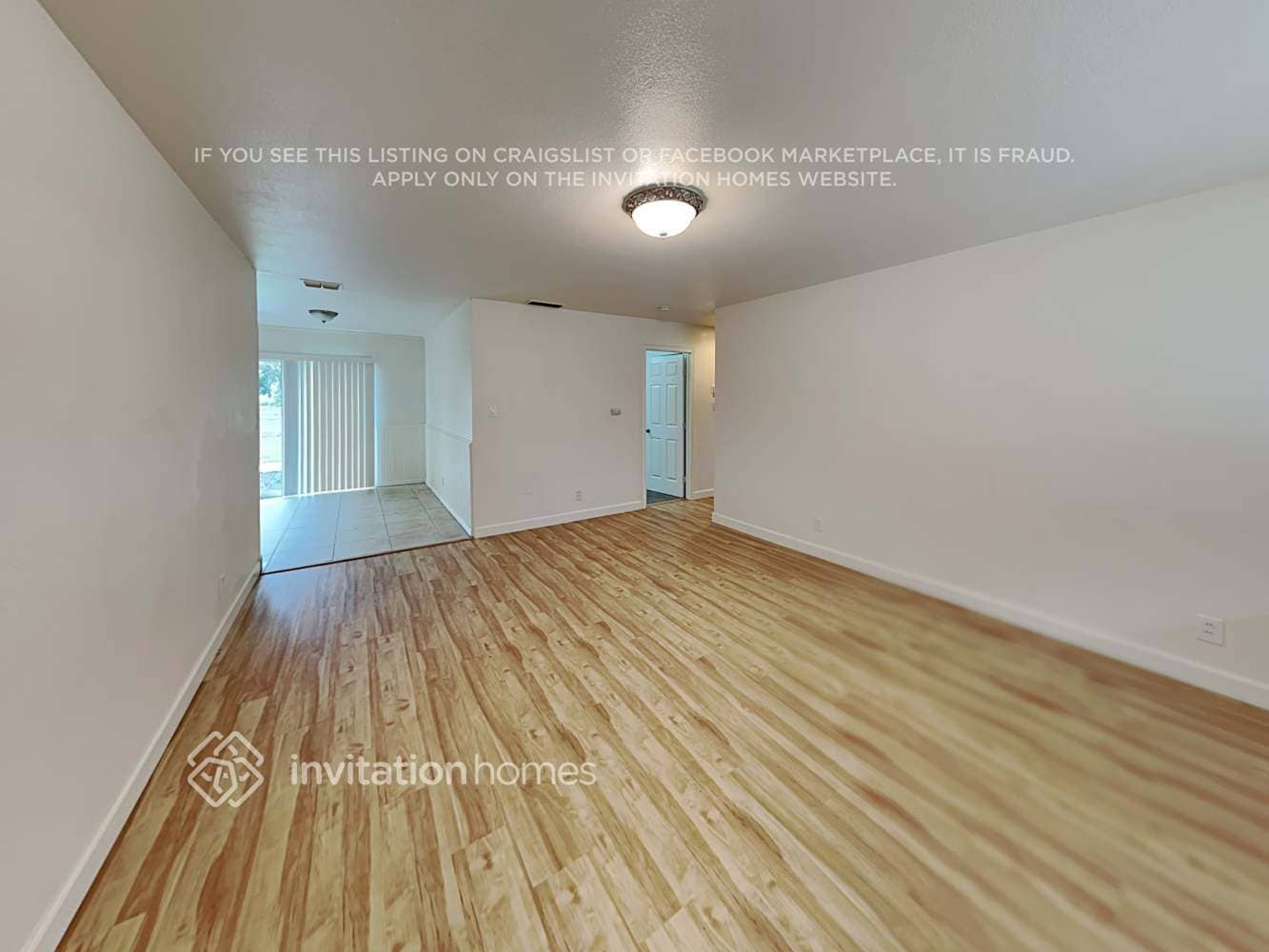 Building Photo - 10813 Oakton Way