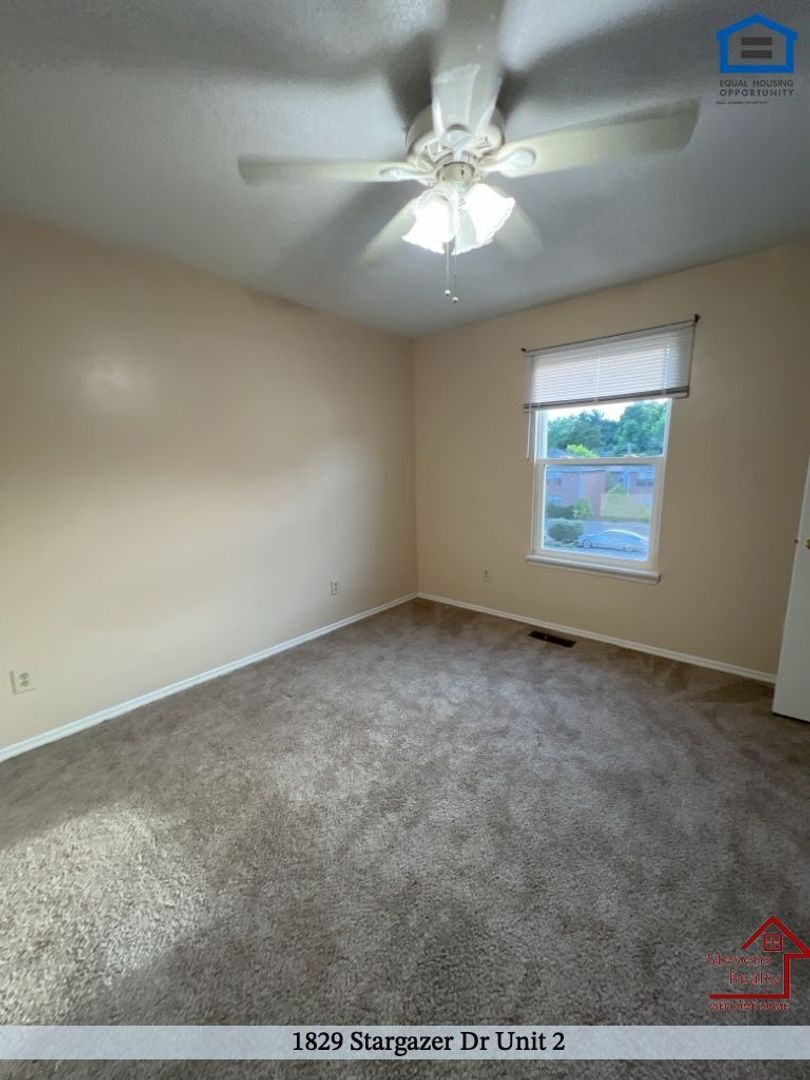 Building Photo - 1829 Stargazer Dr
