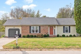 Building Photo - Move-In Ready - Pet Friendly!