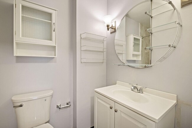 Building Photo - 10400 Parthenon Ct