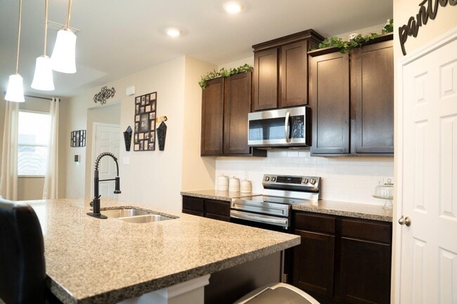 Building Photo - 4207 Lorisa Dr