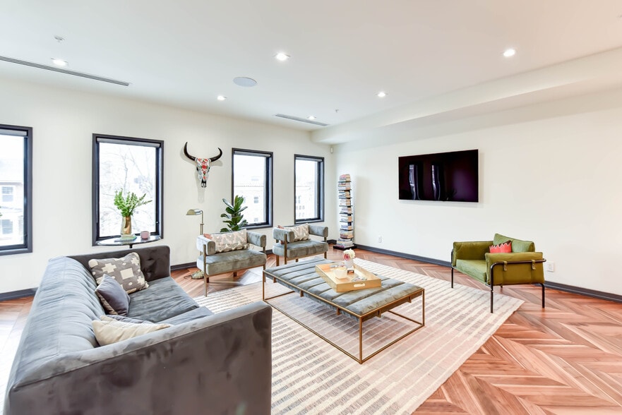 Building Photo - 1349 Randolph St NW