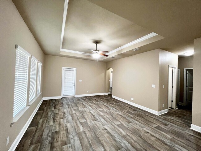 Building Photo - 3441 Summer Woods Dr