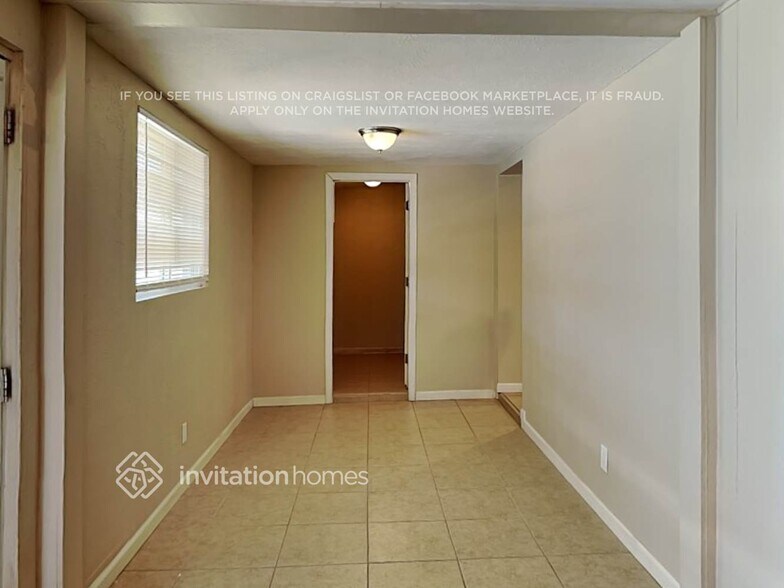 Building Photo - 12820 N 30th Ave