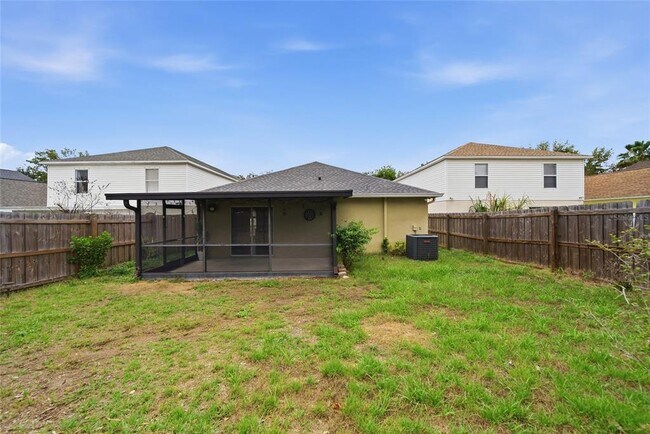 Building Photo - 10617 Opus Dr