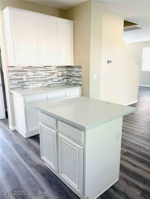 Building Photo - 581 Caribbean Palm Dr