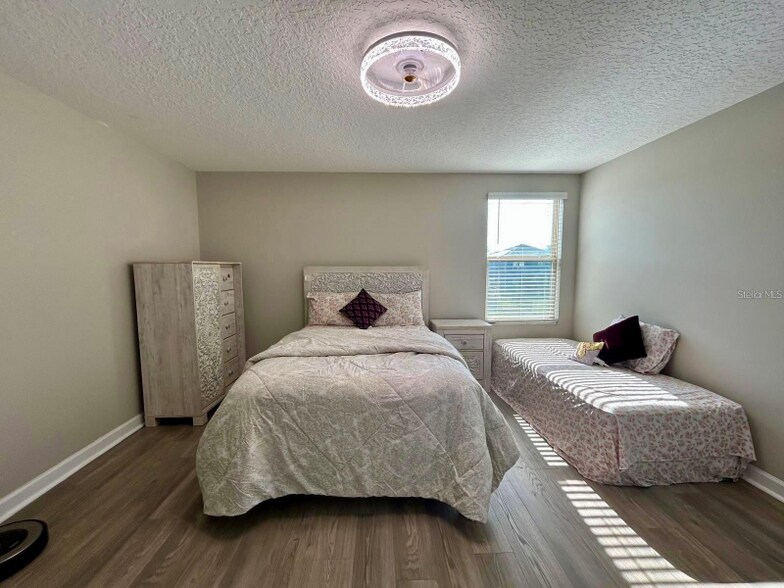 Building Photo - 6244 English Hollow Rd