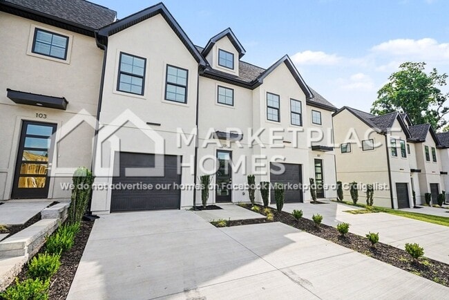 Building Photo - 105 Taverly Dr