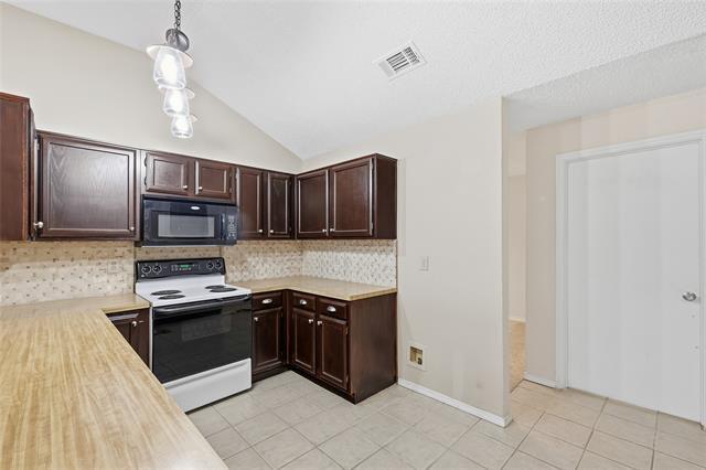 Building Photo - 360 Conroe Cir