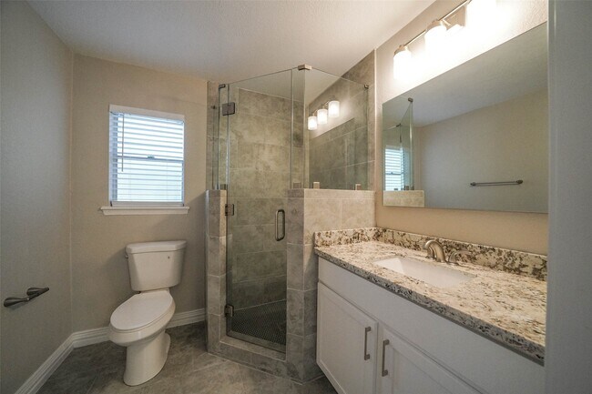 Building Photo - 7818 Beaufort Dr