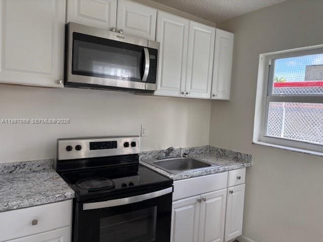 Building Photo - 828 SW 20th Ave