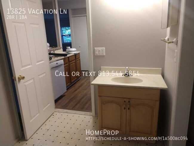 Building Photo - 13825 Vacation Ln