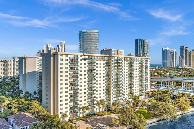 Building Photo - 19390 Collins Ave