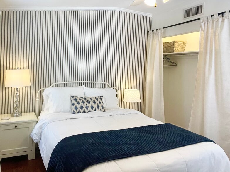 217- bedroom #1 - 215 W Taylor St