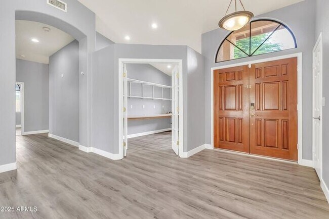 Building Photo - Stunning 4beds/2.5baths single-level home in the heart of Tempe!