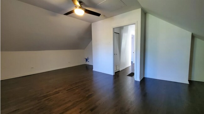 Building Photo - 3414 N Seeley Ave