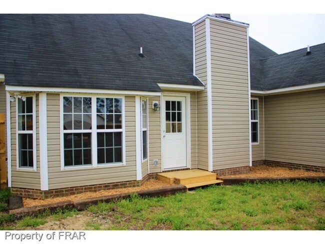 Building Photo - 106 Sweet Bay Ct
