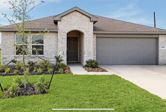 Building Photo - 5005 Almond Ter Dr