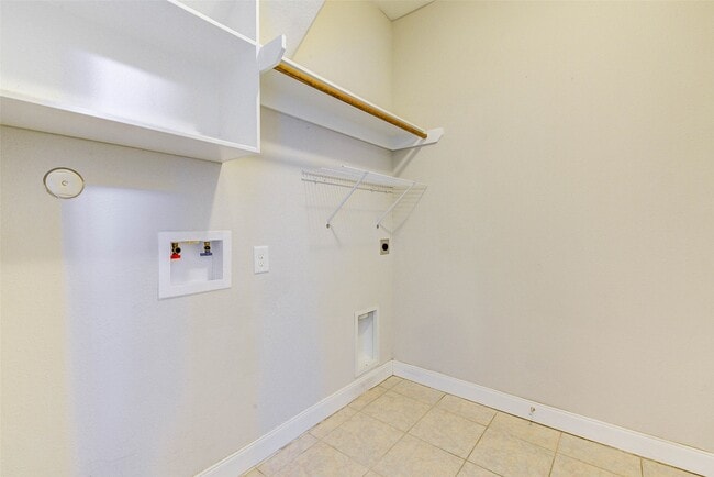 Building Photo - 22530 Cutter Mill Dr