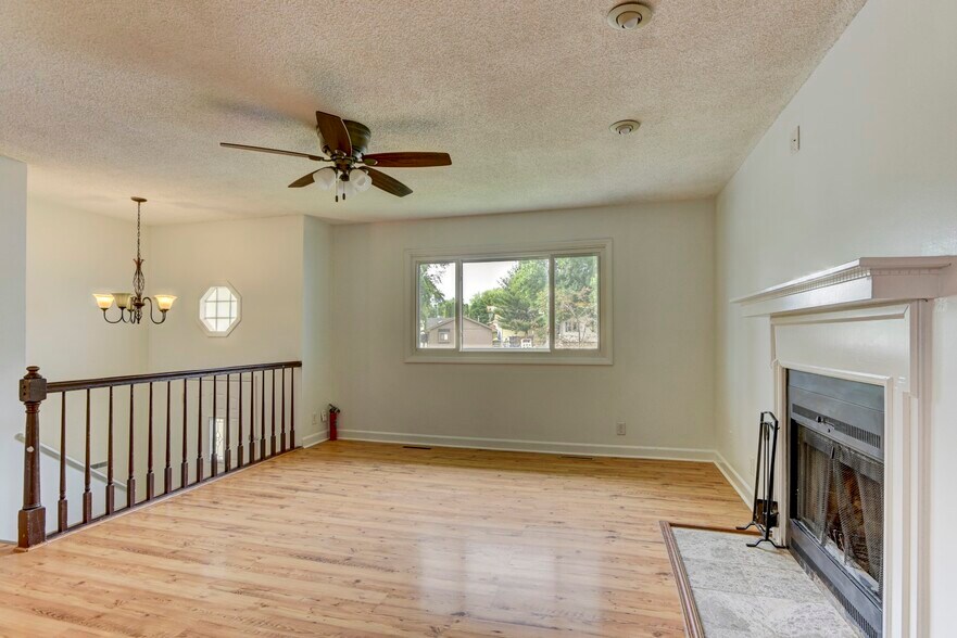 Building Photo - 3514 Glory Cir