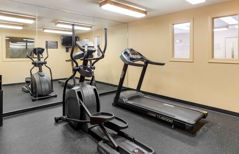 Building Photo - Furnished Studio-Raleigh - Cary - Regency ...