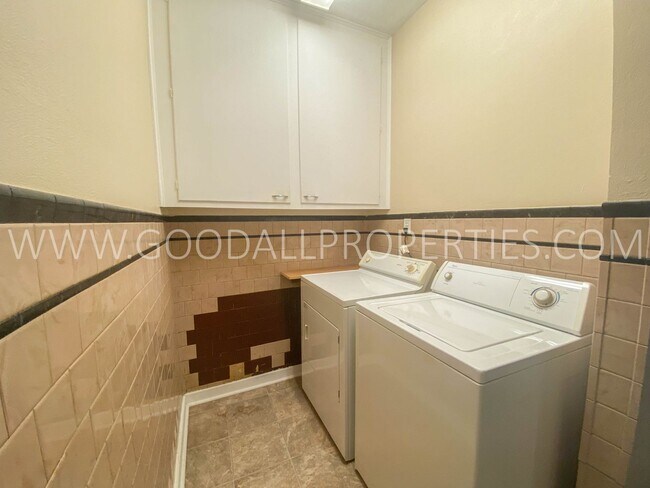 Building Photo - Charming 2 Bed, 2 Bath Home Available in Adel