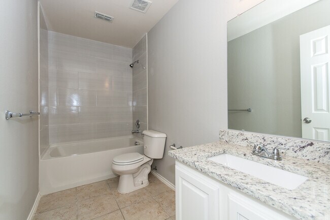 Building Photo - 1413 Gordon Dr
