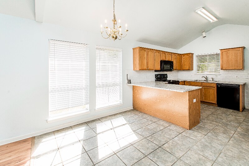 Building Photo - 1348 Harwich Dr