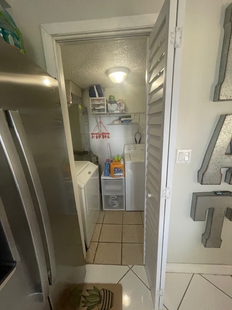 Laundry/storage closegt - 6500 Kendale Lakes Dr