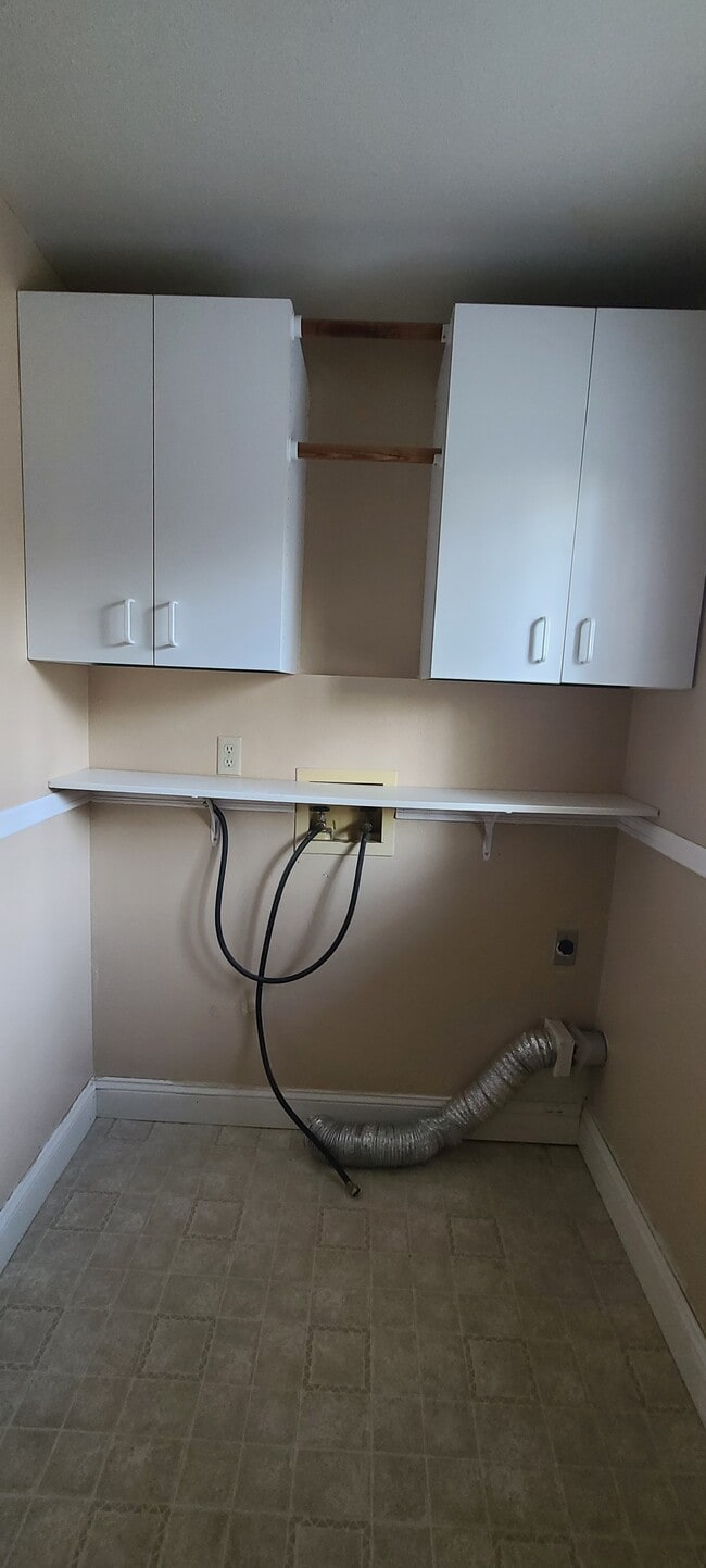 Building Photo - 5727 W Pacific Park Dr