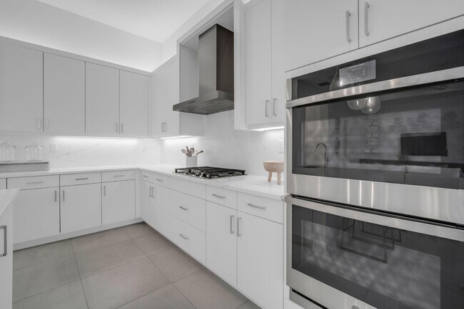 Building Photo - 11242 Gln Orch Ln