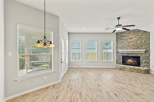 Building Photo - 521 Ironwood Forest Dr