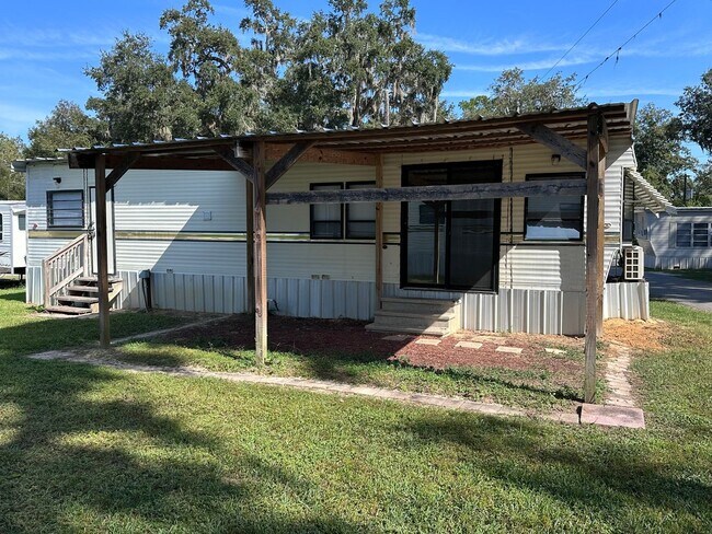 Primary Photo - 11811 N Broad St