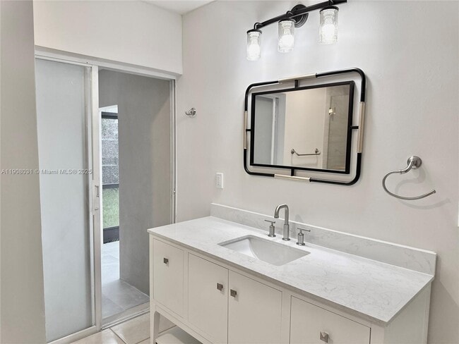 Building Photo - 6708 Camelia Dr