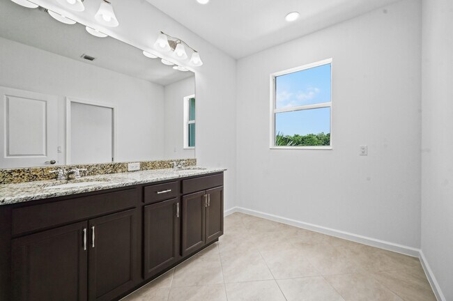 Building Photo - 4356 Brookgreen Sq