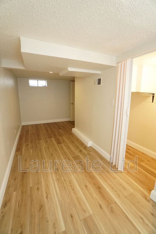 Building Photo - 3095 Elm St
