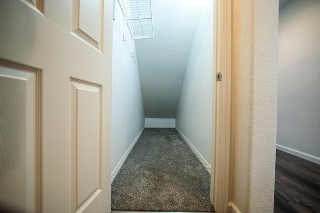 Building Photo - 2114 Reed Grass Way