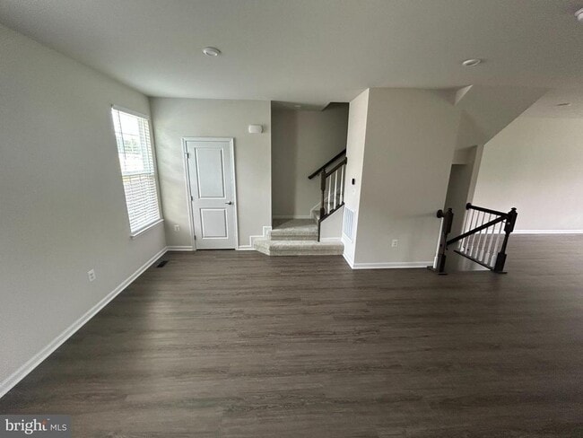 Building Photo - 36072 Coyote Trail