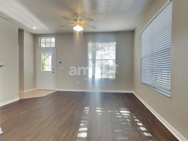 Building Photo - 9103 Crystal Commons Way