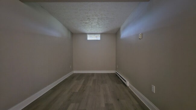 Building Photo - 940 Piper Rd