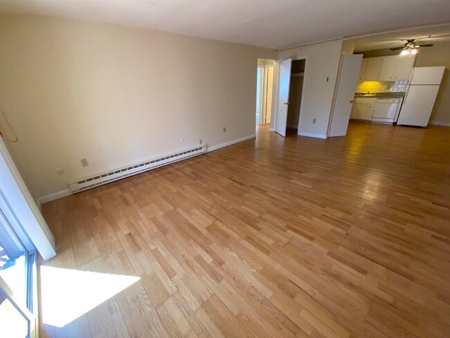 Building Photo - 29 Capron Rd