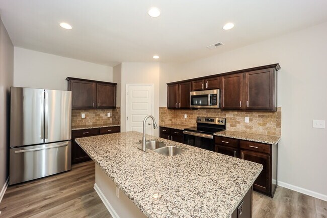 Building Photo - 1093 Lear Dr