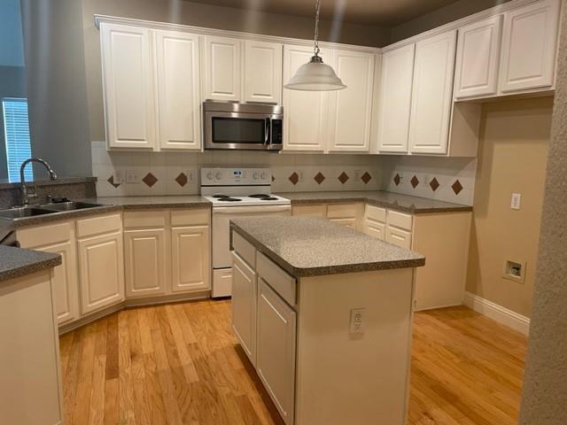 Building Photo - 10253 Lakeview Dr