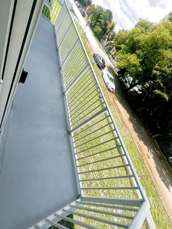 Building Photo - 17050 NW 55 Ave